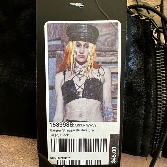 Black crop - Picture 4 of 4